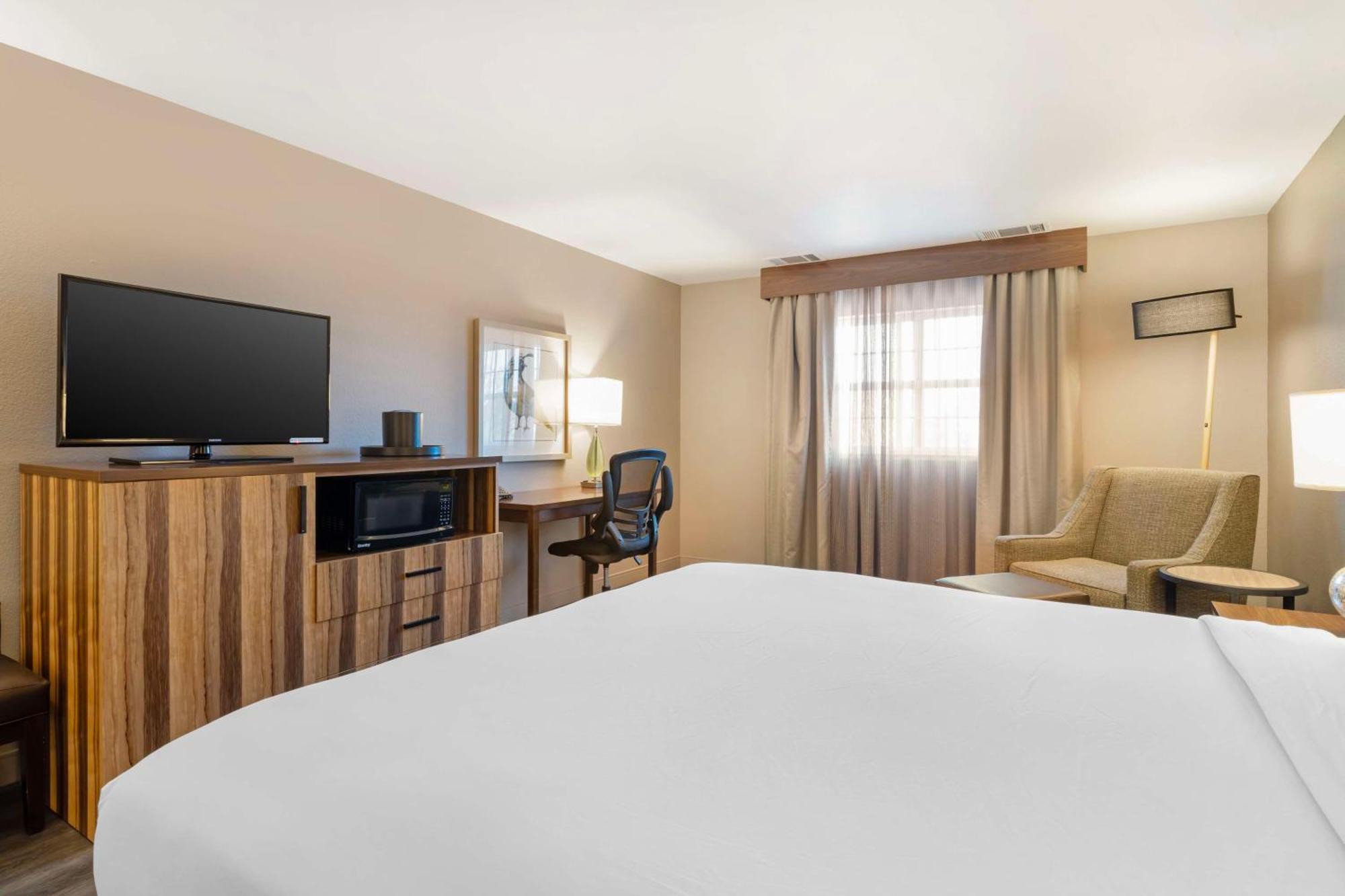 Best Western Cedar Inn & Suites Angels Camp Eksteriør billede